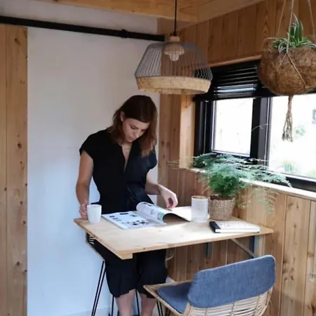 Сasa de vacaciones Tiny House Of Happiness - Shared Hot Tub *