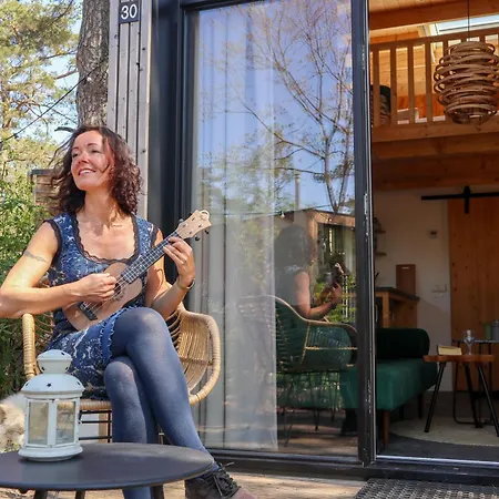 Tiny House Of Happiness - Shared Hot Tub Сasa de vacaciones Otterlo